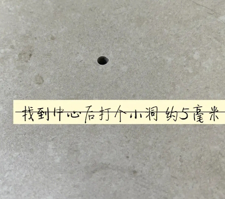 大丰瓷砖空鼓维修公司专业解答在瓷砖铺贴过程中，如果砂料搅拌不均匀，将会带来以下问题
